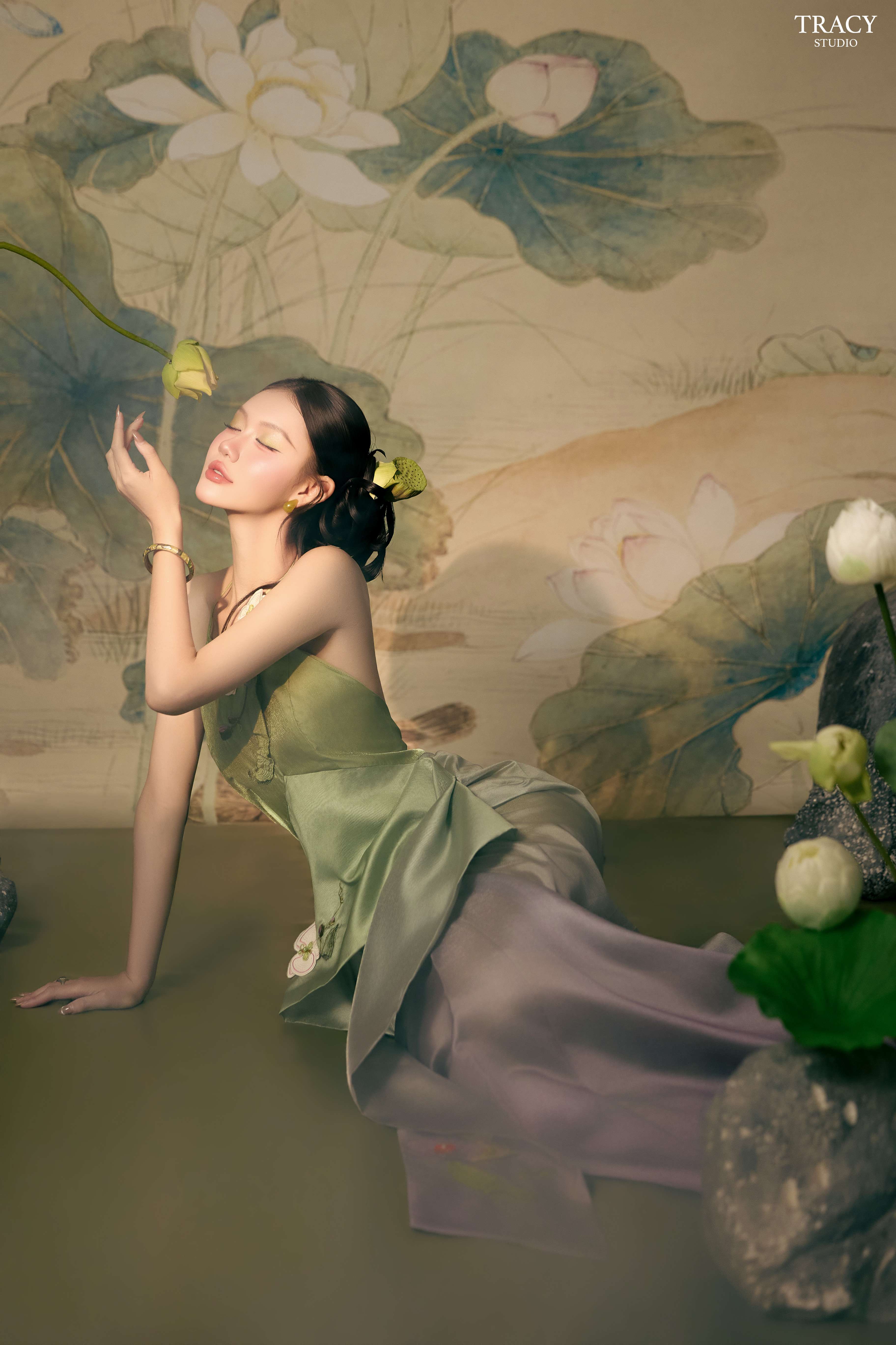 frontend/img/gallery/concept-sen/tracy-studio-chup-sen (8).jpg